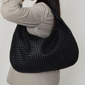 Edyisa Black Woven Shoulder Bag - Everyday Bag